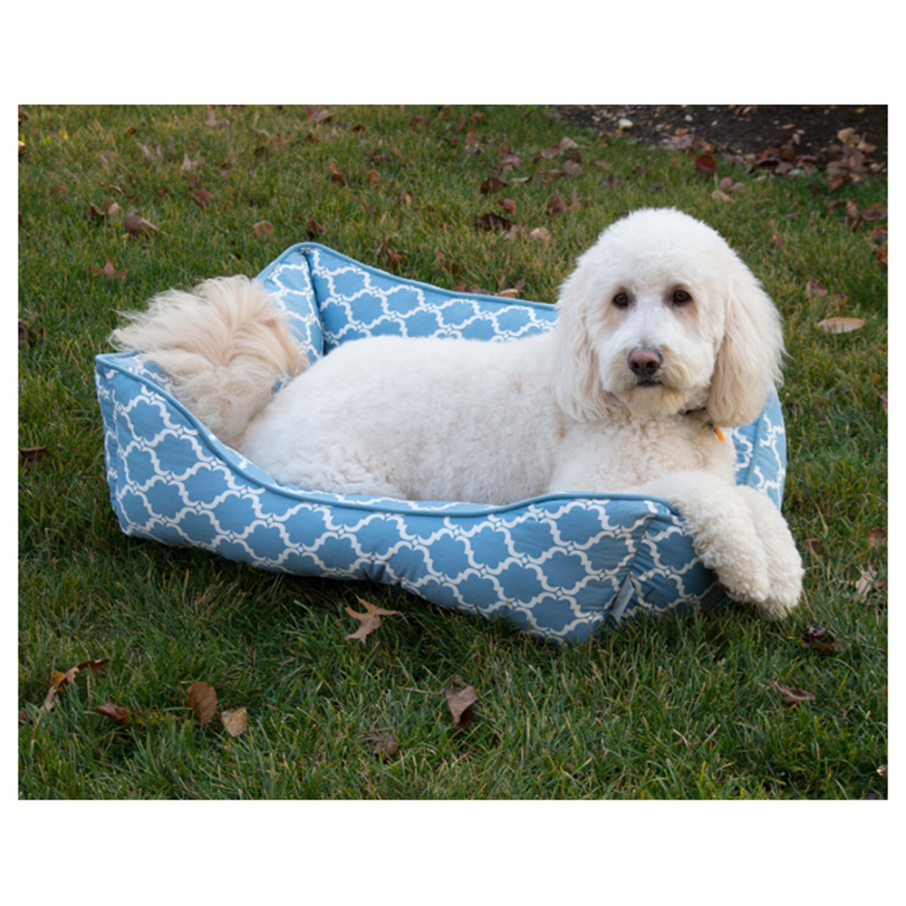 Quartre Foil Cuddler Pet Bed by Pet Maison for Unisex 27 x 21 x 10 Inch Pet Bed